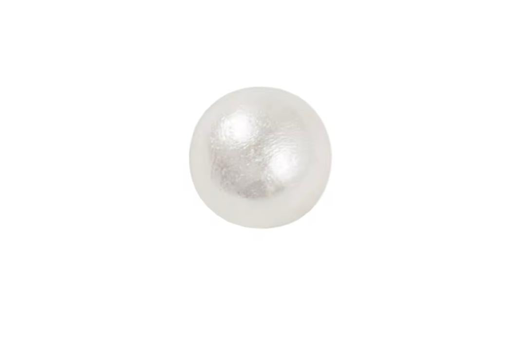 June birthstone (Pearl)